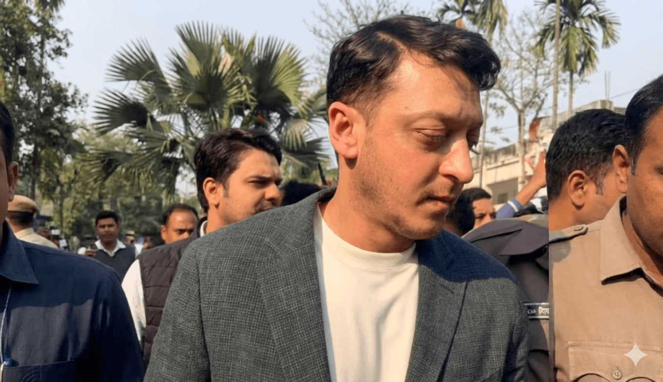 কক্সবাজার নিরাপদে  ছেড়েছেন  এরদোগান পুত্র ও মেসুত ওজিল