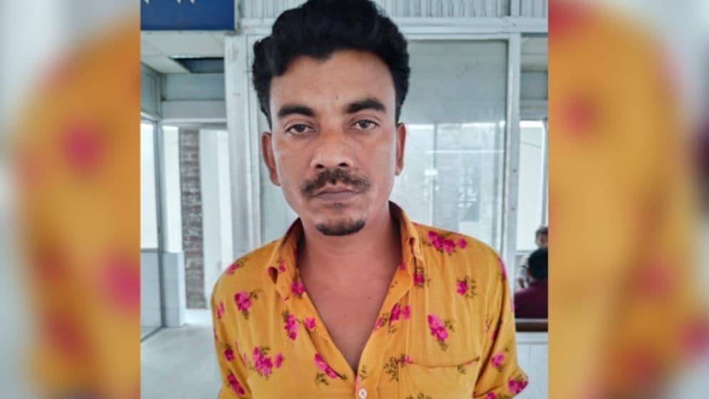 মুক্তাগাছায় প্রধানমন্ত্রীকে নিয়ে ফেসবুক পোস্ট: জামায়াত নেতাকে কারাগারে পাঠাল আদালত