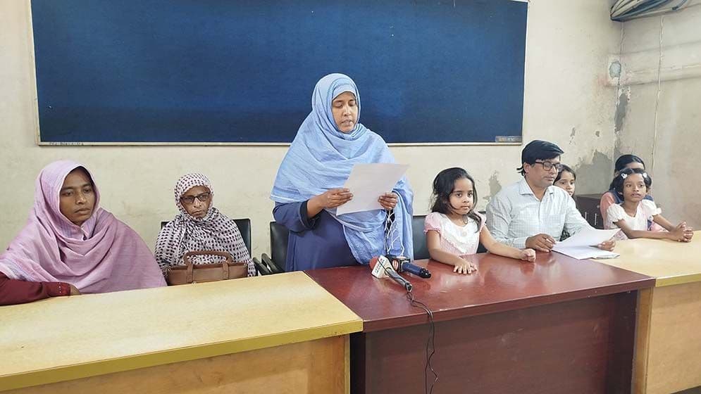 যশোরে এক কোটি টাকা চাঁদার দাবিতে ব্যবসায়ী জাহাঙ্গীর আলম অপহৃত, পরিবারে চরম উদ্বেগ