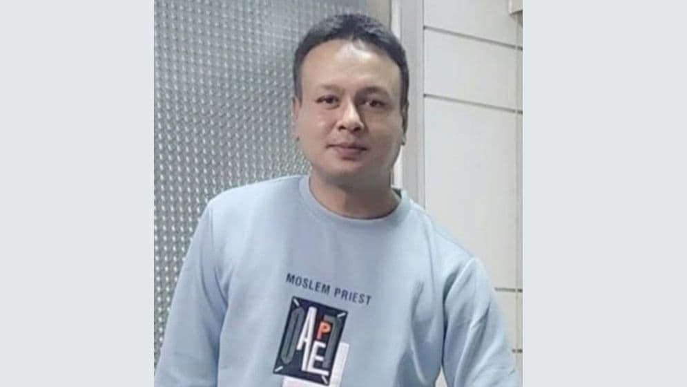 দৌলতদিয়া যৌনপল্লীতে বিয়ার ব্যবসার অভিযোগে ভাইরাল শ্রমিক দল নেতা অব্যাহতি